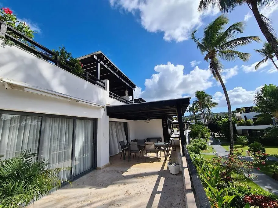 Oceanfront, Big And Cozy Apt In Aligio لاس تاريناس