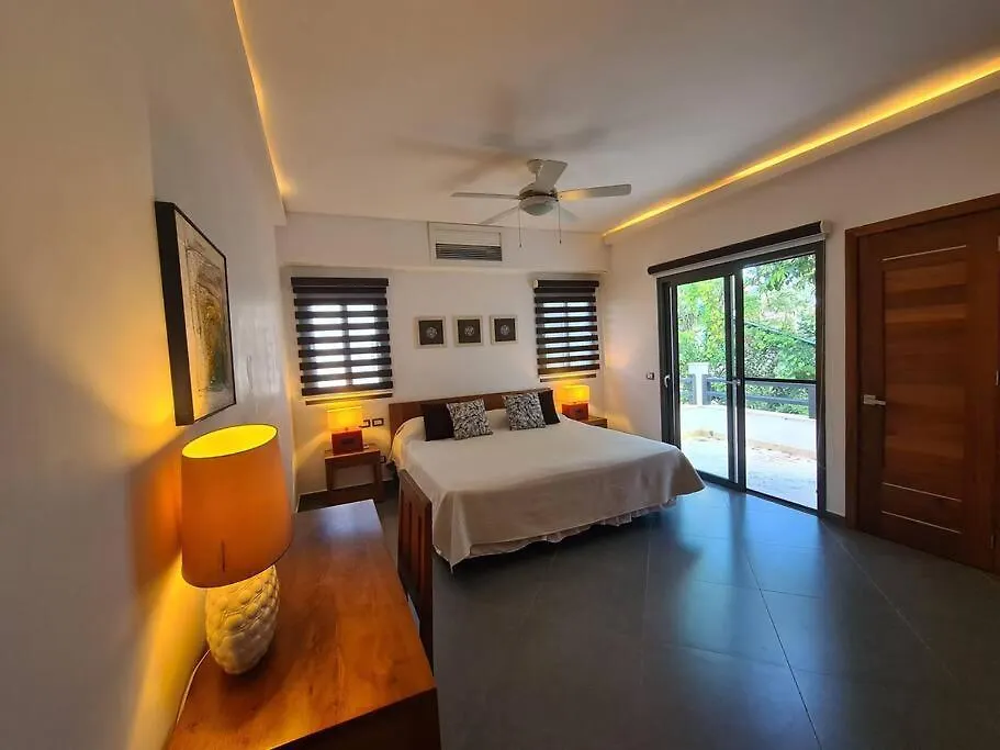 Oceanfront, Big And Cozy Apt In Aligio لاس تاريناس شقة
